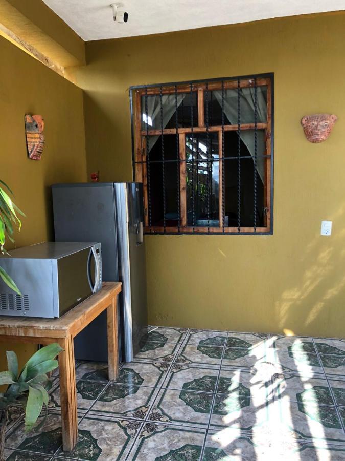 Kawoq Guesthouse San Pedro La Laguna Luaran gambar