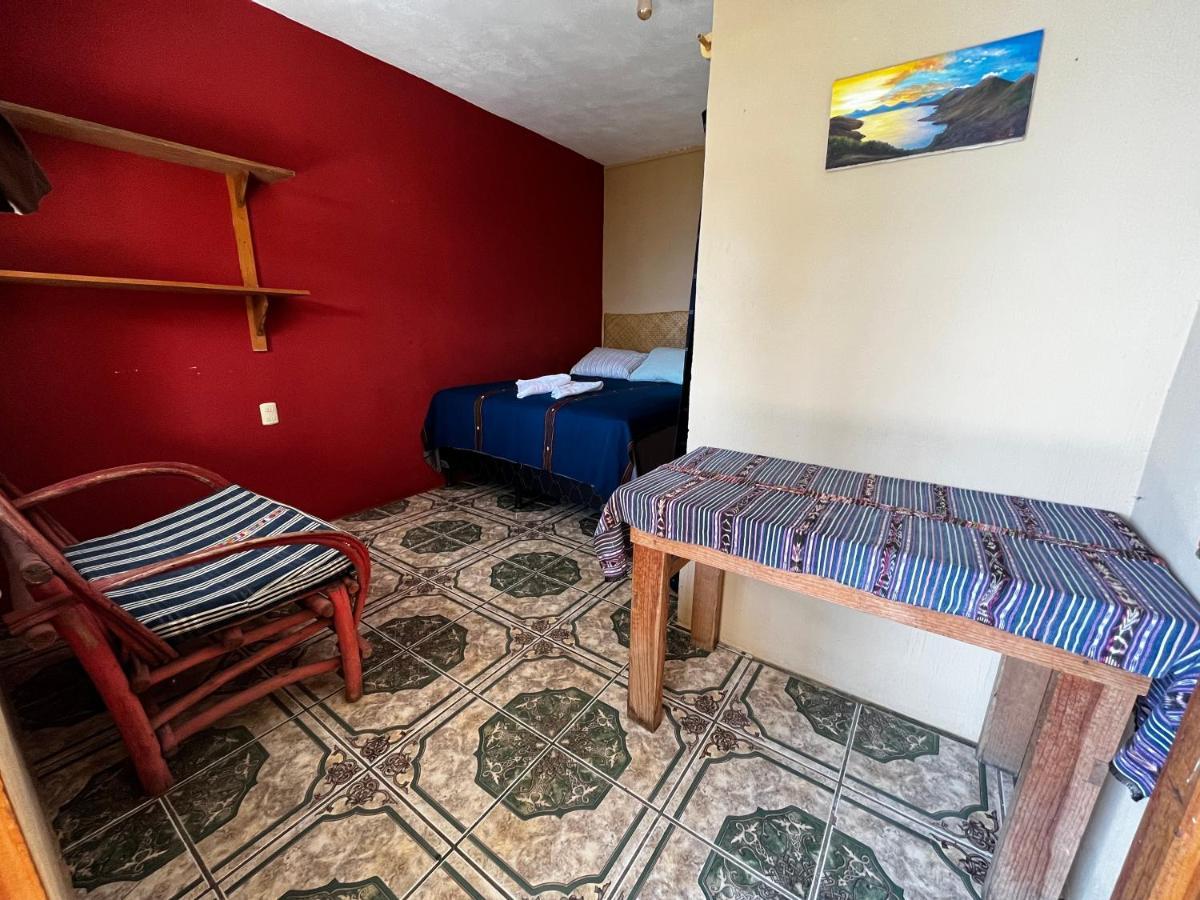 Kawoq Guesthouse San Pedro La Laguna Luaran gambar