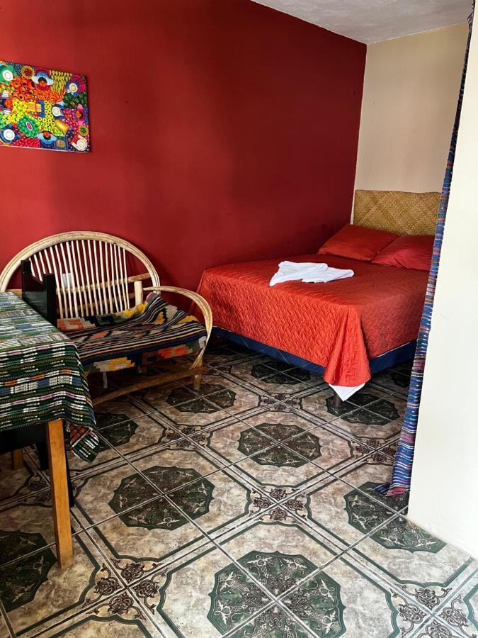 Kawoq Guesthouse San Pedro La Laguna Luaran gambar